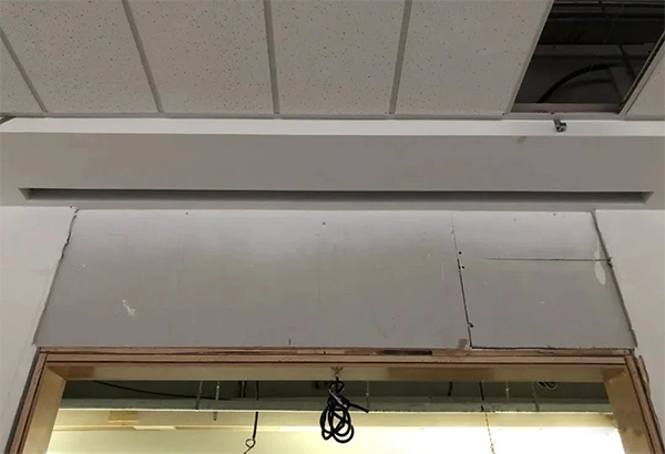 電動擋煙垂壁安裝及聯(lián)動測試