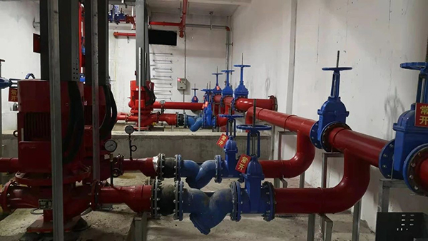 消防水泵吸水管是否需要設(shè)置過濾器？